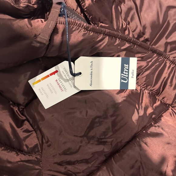 Abercrombie ultra long large puffer in shiny maroon / burgundy - Picture 10 of 11